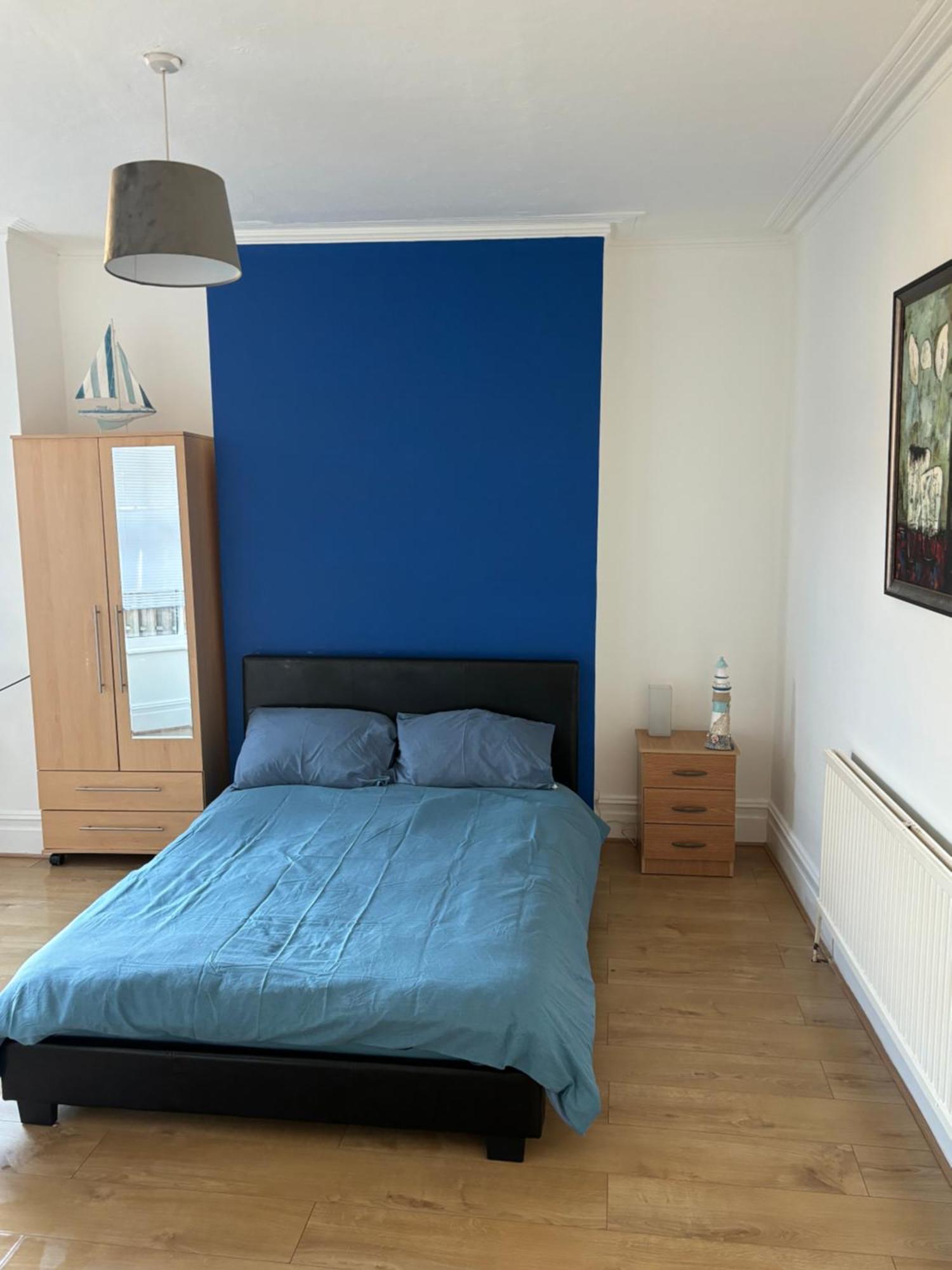 Pure Edge Beach Guest House With Sea View Херн Бей Екстериор снимка