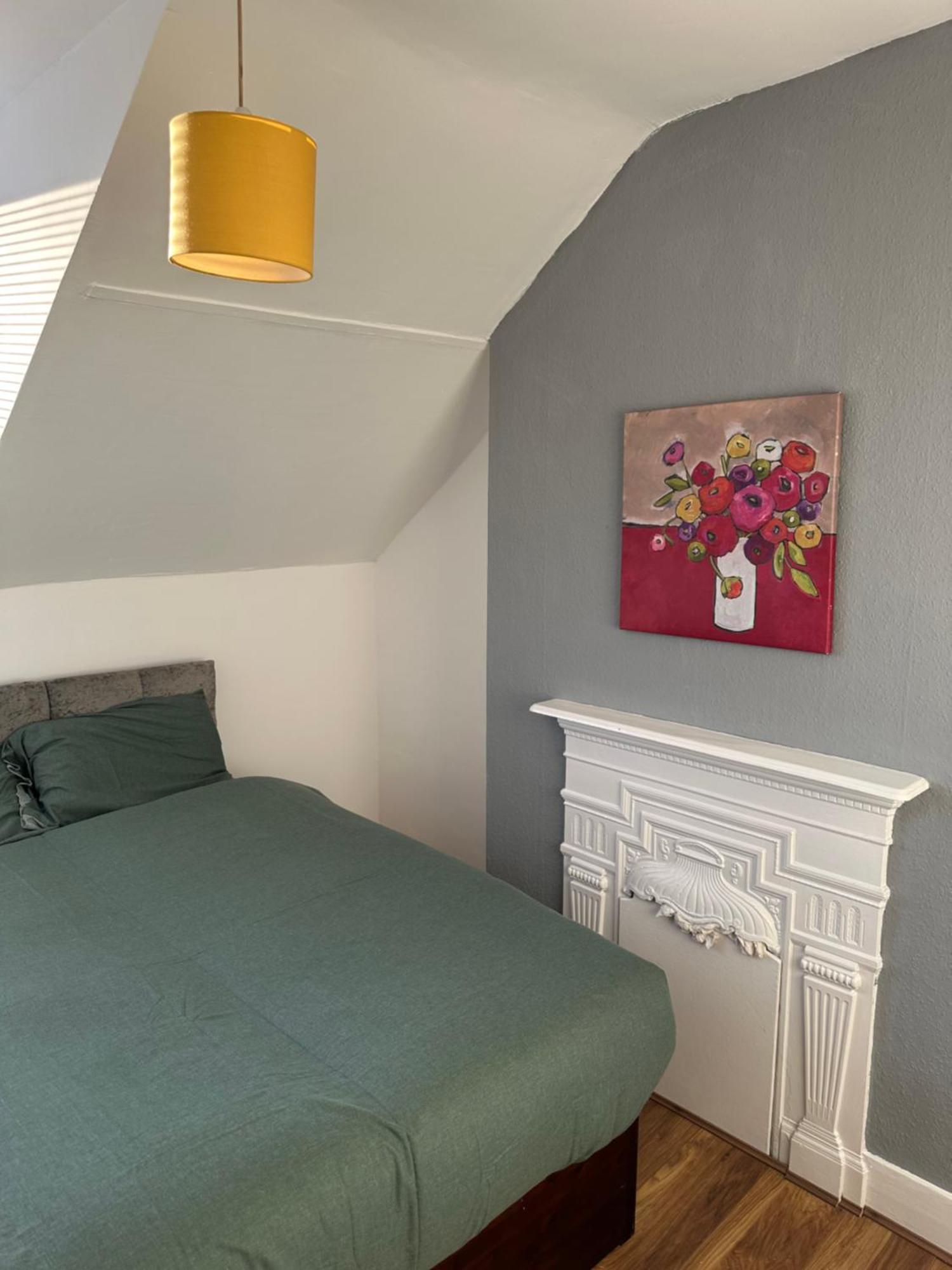 Pure Edge Beach Guest House With Sea View Херн Бей Екстериор снимка